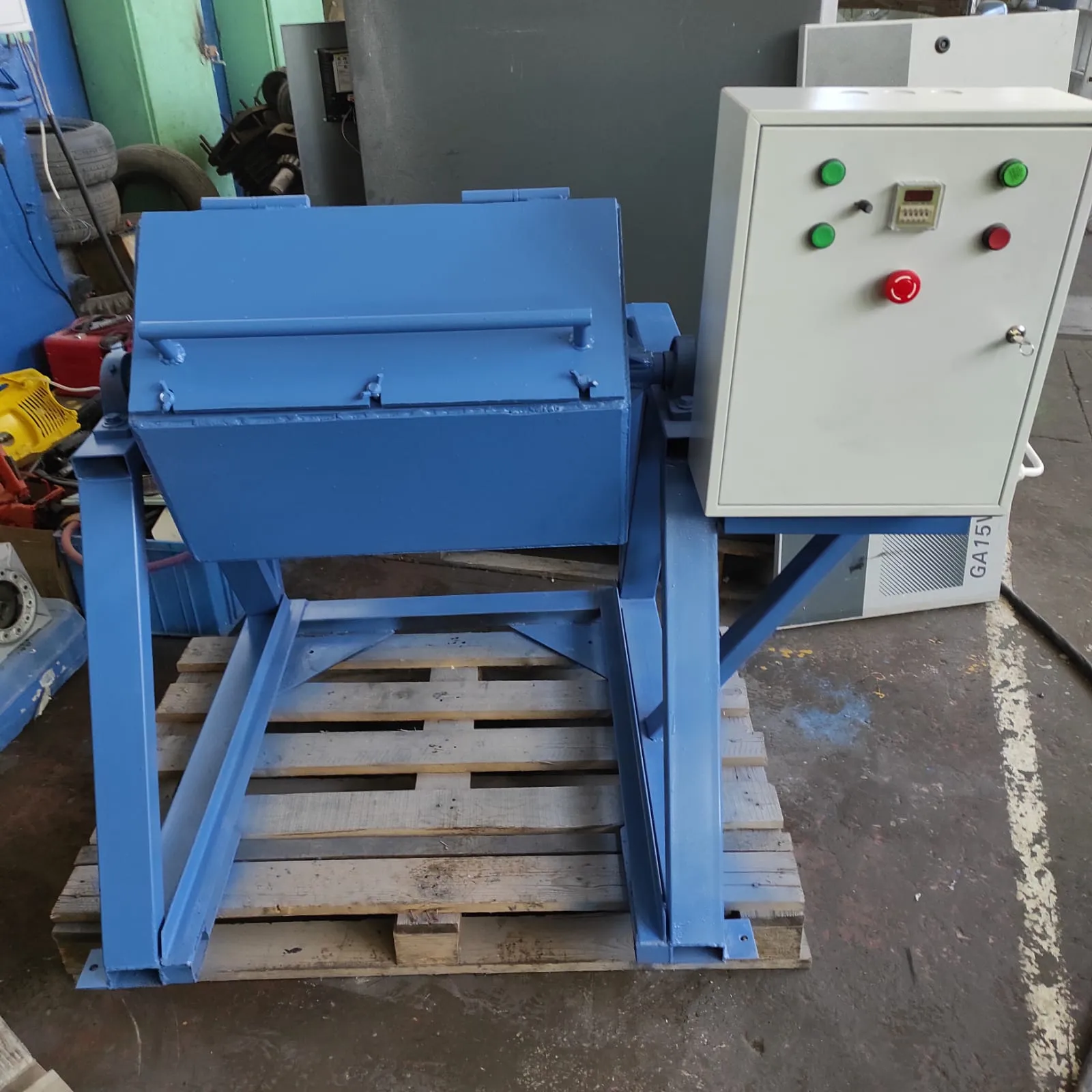 Галтовочный барабан 90л.