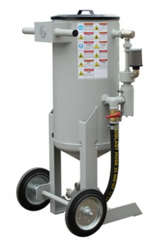 Установки абразивоструйные напорные типа