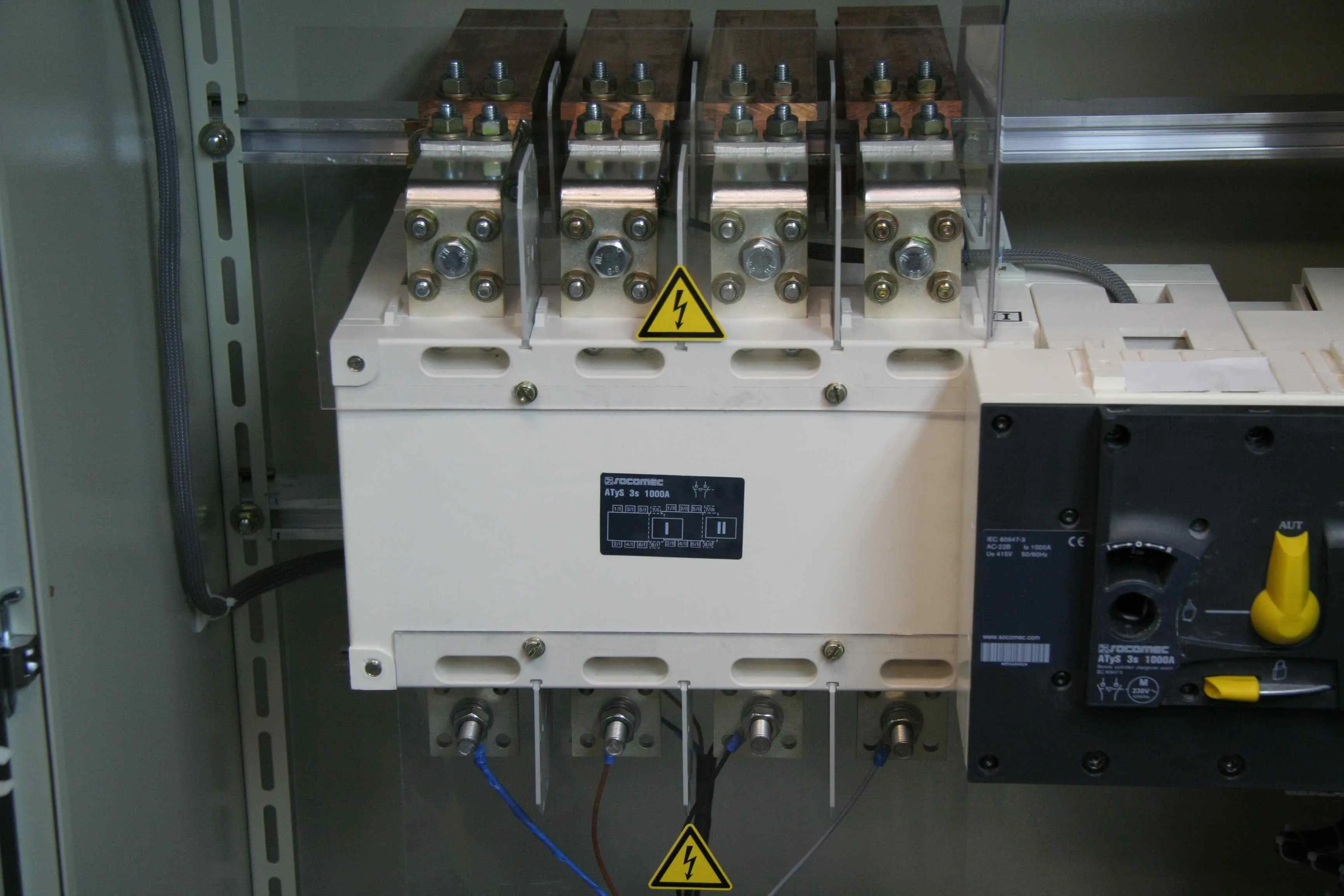 Блоки автоматики запуска (Щиты АВР)